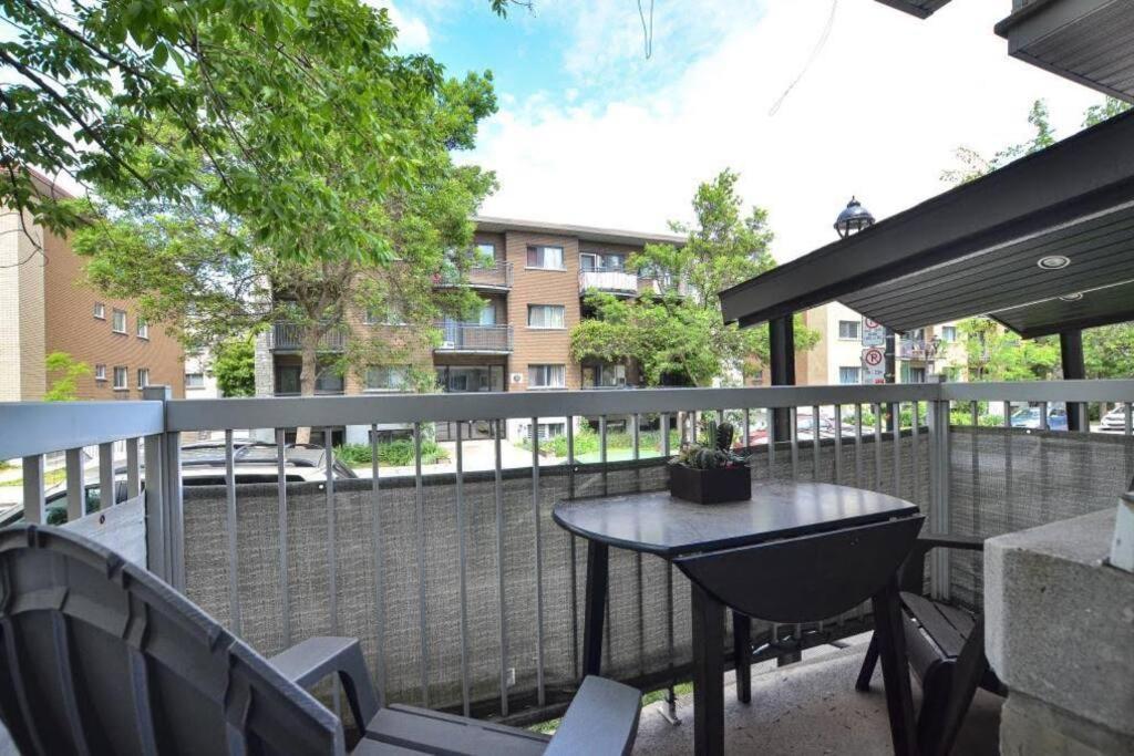 Appartamento Coquette 3.5 Pour 4 Personnes Montréal Esterno foto