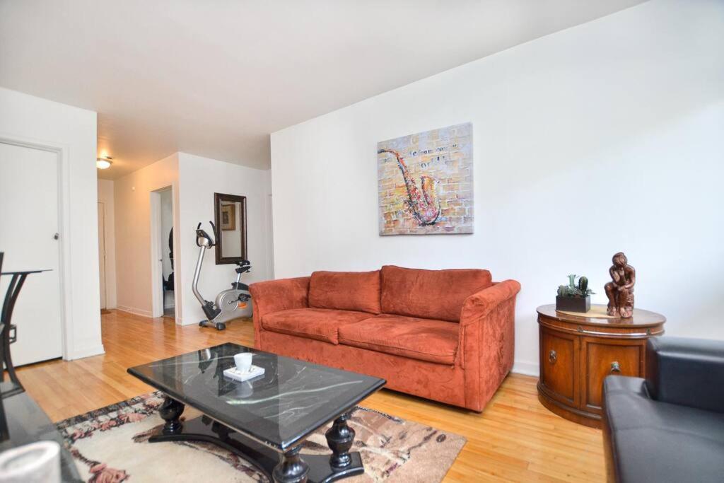 Appartamento Coquette 3.5 Pour 4 Personnes Montréal Esterno foto